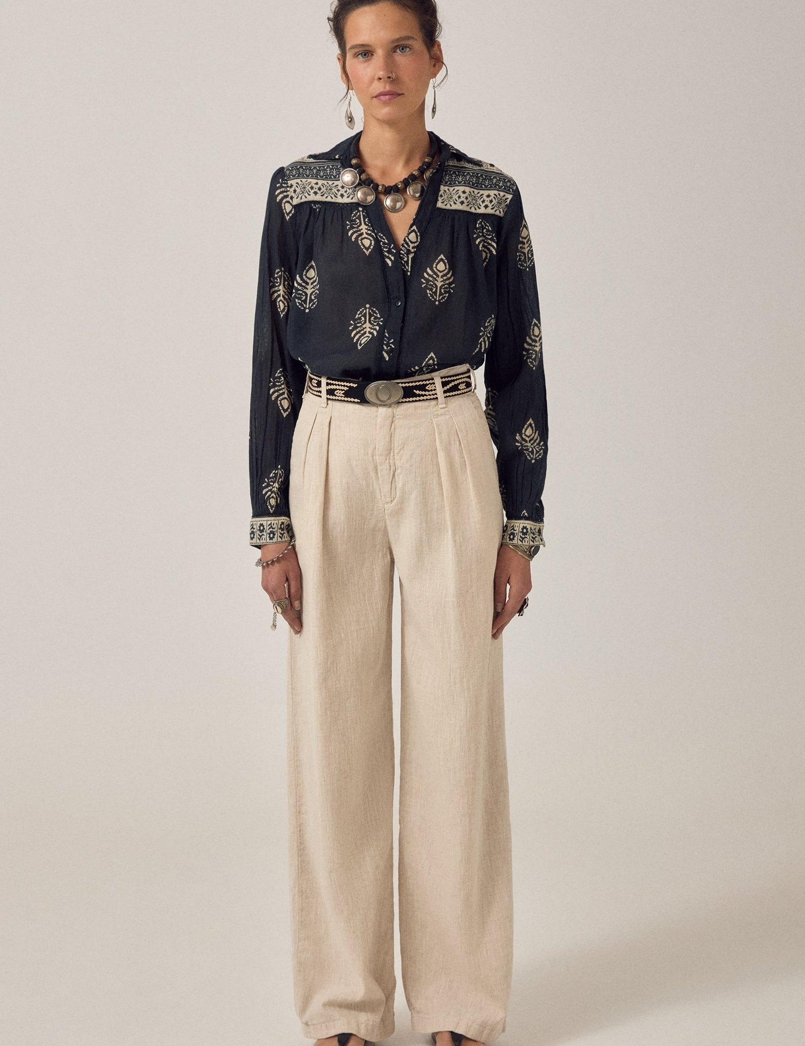 MAISON HOTEL Pantalone donna Marina Sand in lino e cotone 