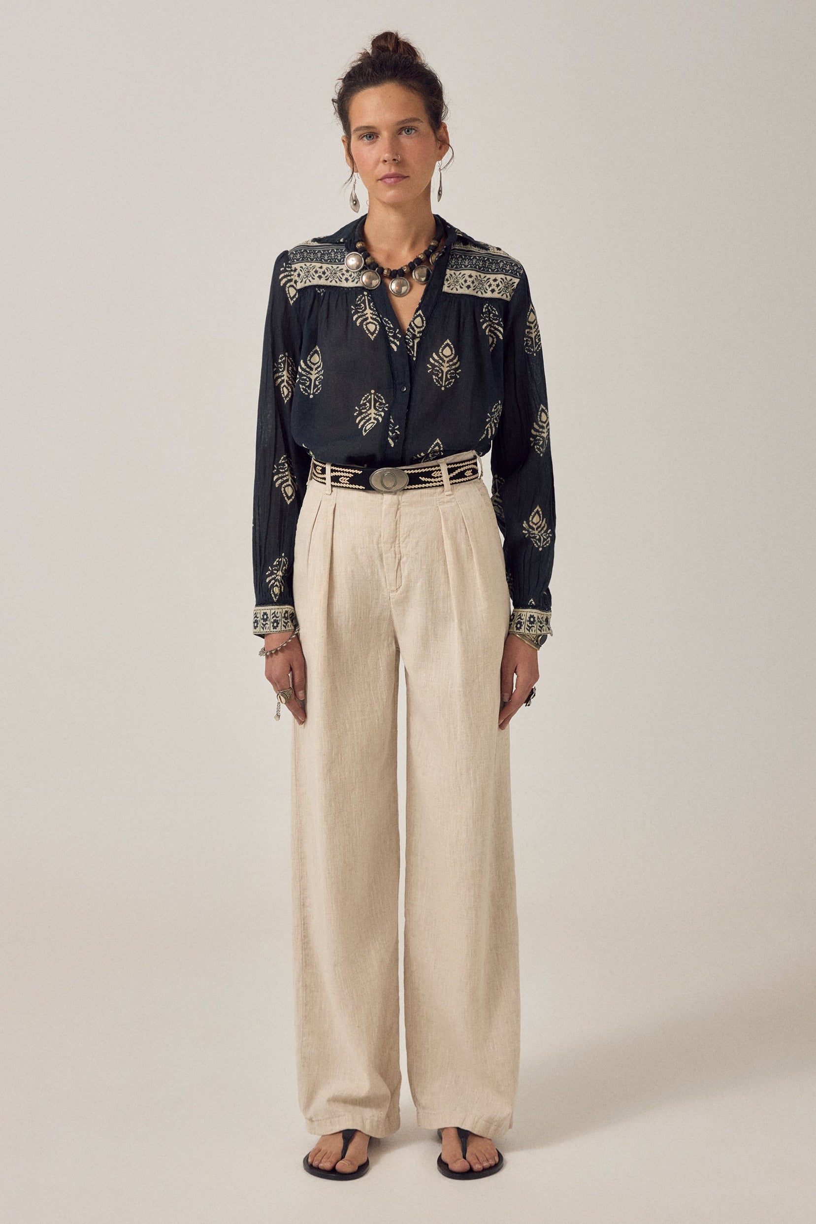 MAISON HOTEL Pantalone donna Marina Sand in lino e cotone 