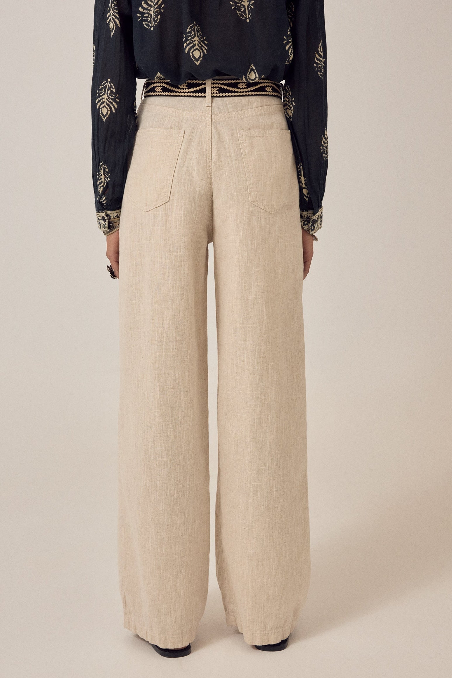 MAISON HOTEL Pantalone donna Marina Sand in lino e cotone 