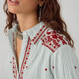 MAISON HOTEL Camicia donna Salinger Blue Paprika in cotone ricamata 