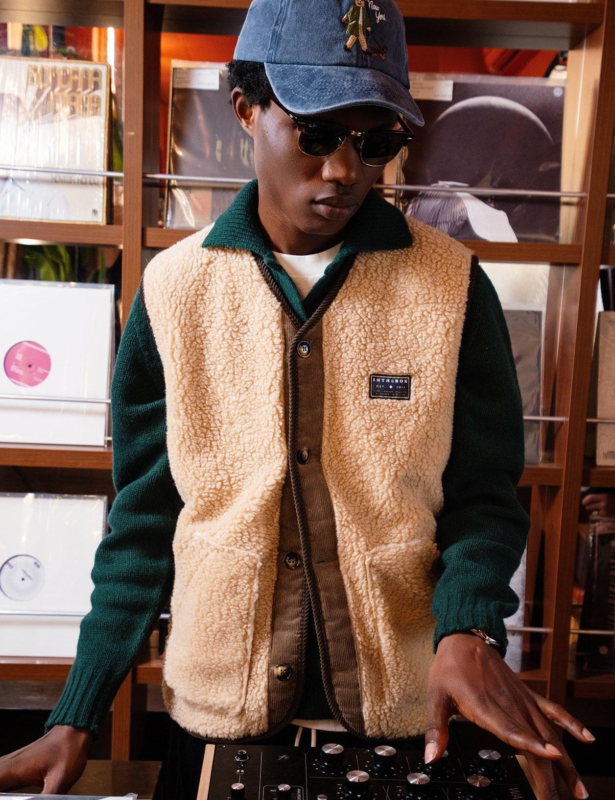 INTHEBOX Gilet orsetto bottoni beige 